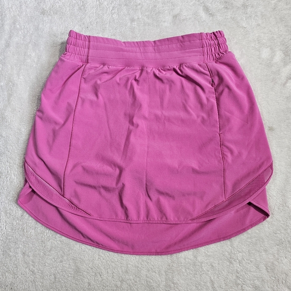 lululemon athletica Dresses & Skirts - Lululemon Hotty Hot High-Rise Skirt in Sonic Pink (regular length)